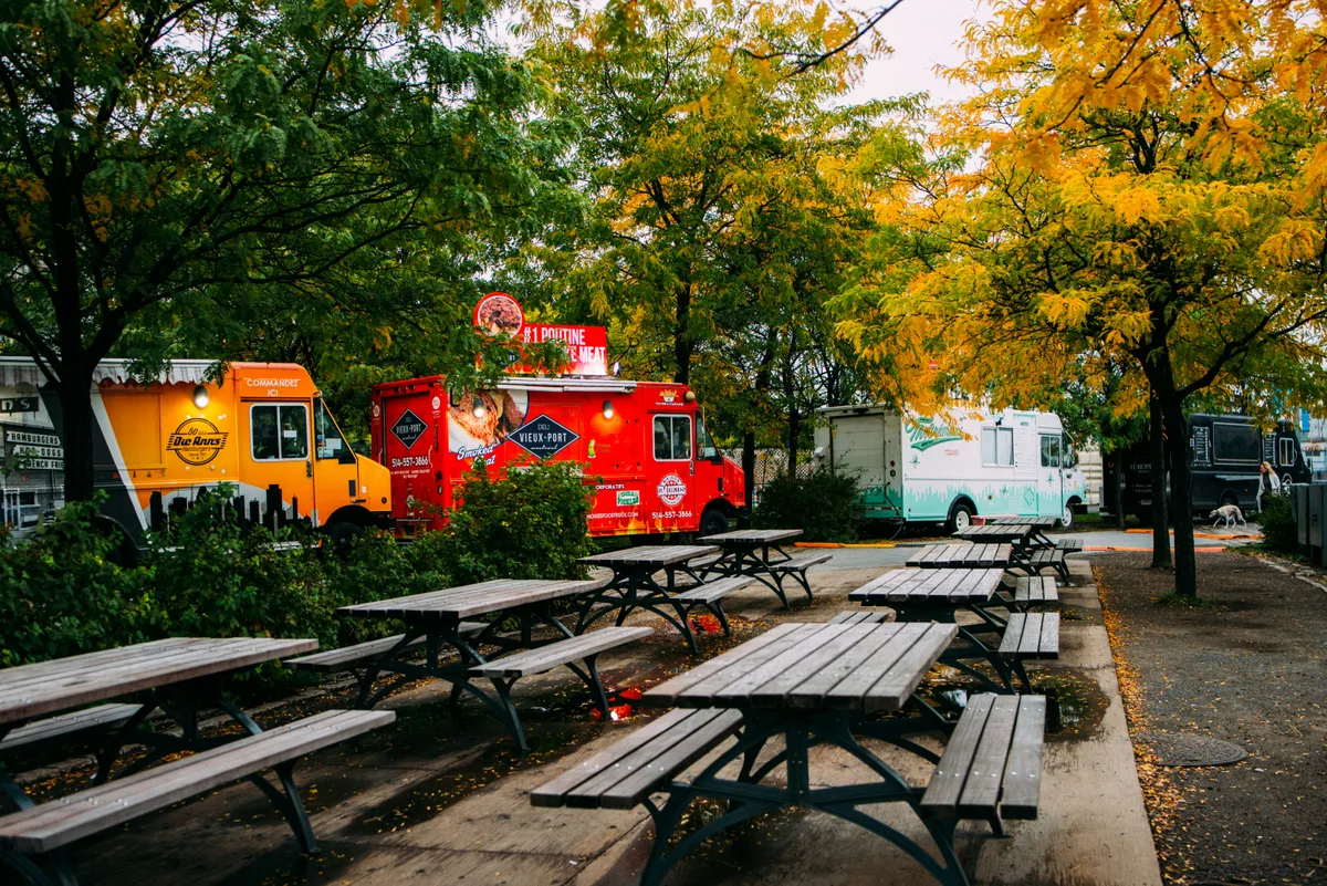 Short-Term vs Long-Term Food Truck Rentals